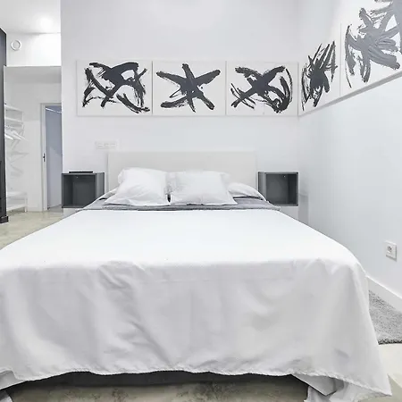Triana Modern & Luxury
