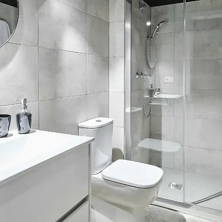 Triana Modern & Luxury