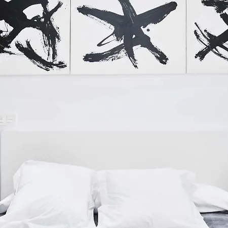 Triana Modern & Luxury セビリア